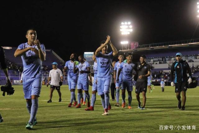 赵嘉义17分青岛胜广州 闫鹏飞12分上海负宁波